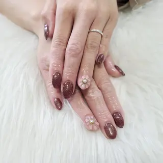 ネイル Lily Eye&Nailのネイルデザイン