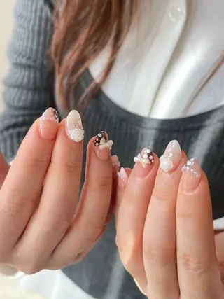 ネイル elen南越谷 Rina𖥔⋱のネイルデザイン