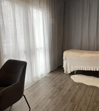 マツエク・マツパ ベルアイラッシュ所属・eyelash. manaの眉毛・アイブロウイメージ