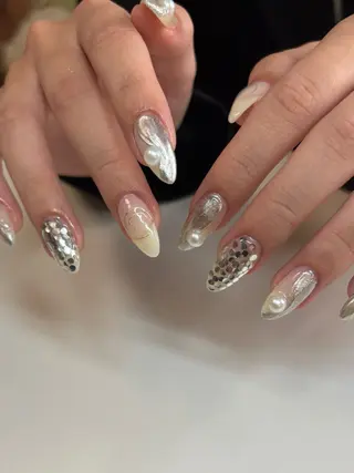 ネイル moi nail ˙⋆.˚のネイルデザイン