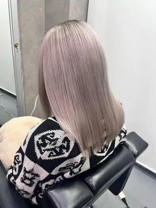 ミディアム カラー 晴レ所属・🍑アヤ🫧髪質改善 ダブルカラー🍑の眉毛・アイブロウイメージ