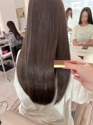 ロング MAEUL 【マウル】栄のヘアスタイル