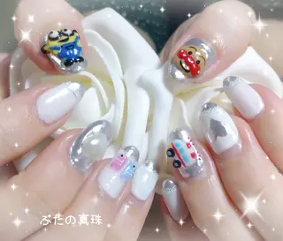 ネイル 林 珠里のネイルデザイン