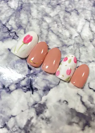 セミロング 島村 真由紀のネイルデザイン