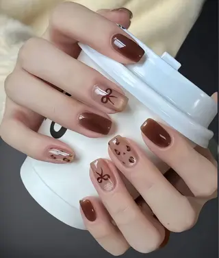 ネイル LEDアイラッシュ ∩_∩アオイのマツエク・マツパデザイン