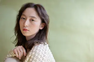 セミロング カラー GLROW haruhiのヘアスタイル