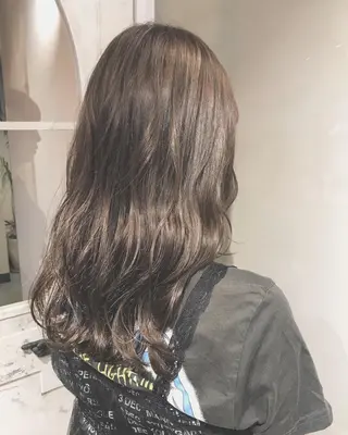 ミディアム カラー BRICK所属・［BRICK］Yui ナチュラル系の極みのヘアスタイル