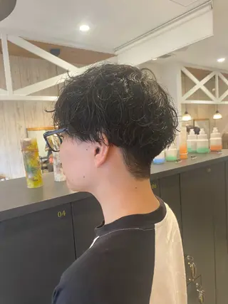 ショート パーマ 柴田 枝利子のヘアスタイル