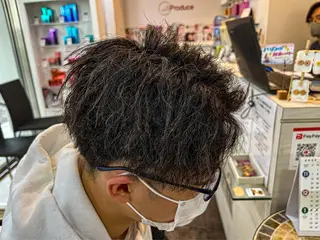 ショート パーマ メンズ 韓国風メンズ/毛流れ ヘアなら須田龍世のヘアスタイル