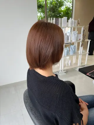 ショート カラー 諸岡 玲のヘアスタイル