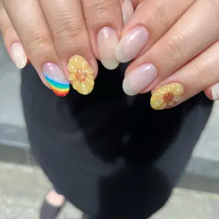 ネイル 関谷 真登佳のネイルデザイン