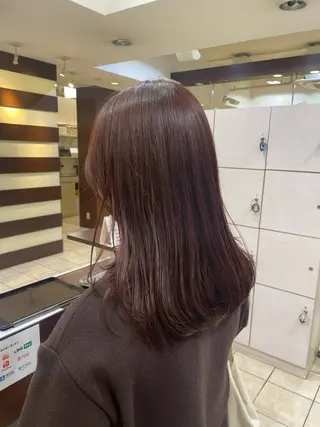 カラー 桑田 新菜のヘアスタイル