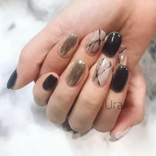 ネイル UrakoNail 《nail》のネイルデザイン