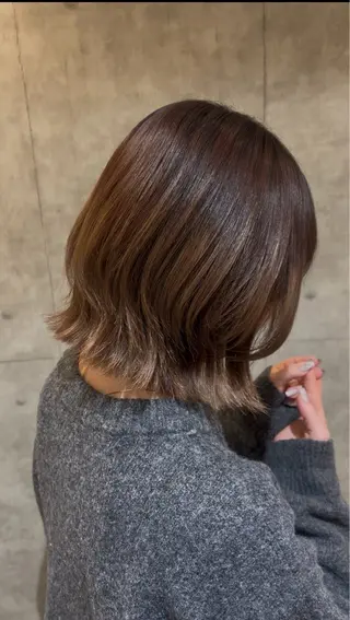 ミディアム 星川 桃春のヘアスタイル