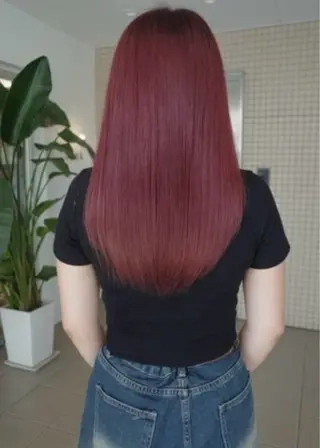 ロング カラー 塙 あいりのヘアスタイル