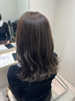ミディアム mina .のヘアスタイル