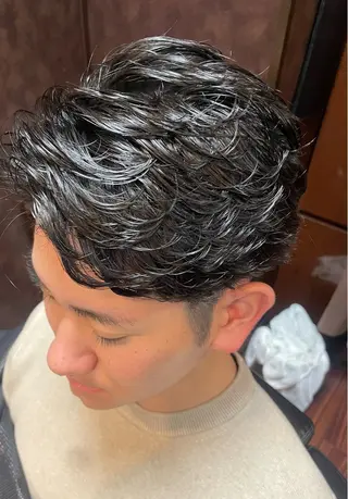 ミディアム メンズ 染谷 翔のヘアスタイル