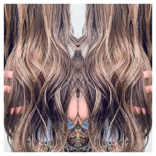 ロング パーマ 村山 茉衣のヘアスタイル