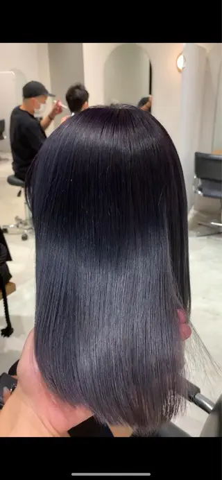 ミディアム カラー サロウィン(SALOWIN)原宿iori店所属・れい🫧 ハイトーン特化のヘアスタイル