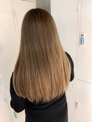 ロング ✨ハイトーン✨艶髪 ✨髪質改善✨和田のヘアスタイル