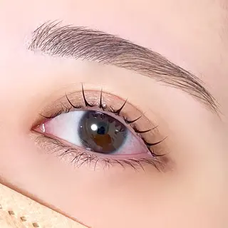 マツエク・マツパ ALPHAbyORIKA所属・高評価｜束感まつげ ユキ｜大阪のマツエク・マツパデザイン