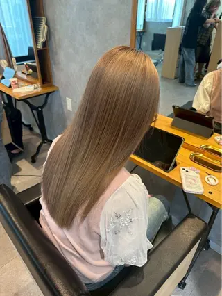 ロング brace 小笹花純のヘアスタイル