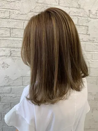 ミディアム 🇺🇸ハイライト特 化美容師🇺🇸漆沢のヘアスタイル