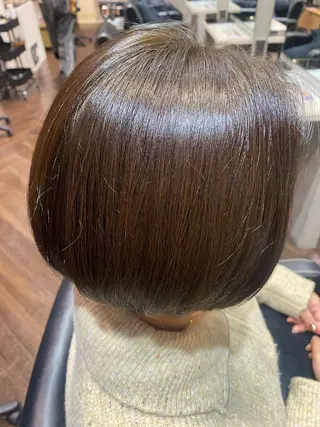 ショート カラー 川津 夕奈のヘアスタイル