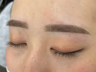 アイブロウ SHERRY   DOLL所属・SHELLY DOLLの眉毛・アイブロウイメージ