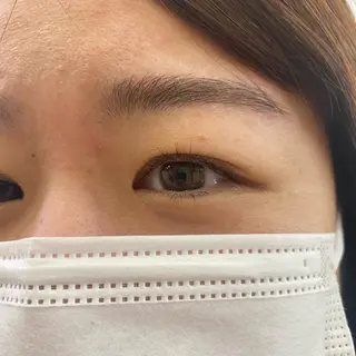 マツエク・マツパ Eyore 櫻木 沙羅の眉毛・アイブロウイメージ