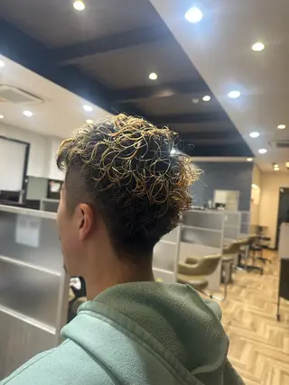 パーマ メンズ arl 豊田店のヘアスタイル