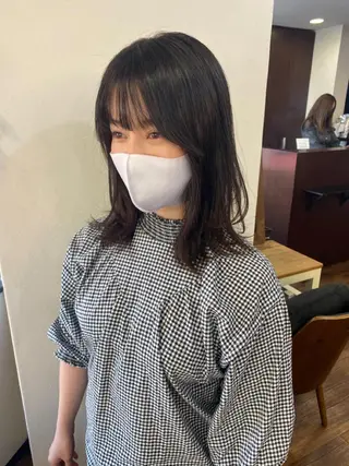 カラー レイヤーカット、 大人可愛い　中村美羅のヘアスタイル