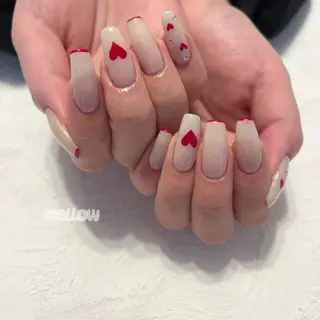 ネイル mayu 𓃠のネイルデザイン