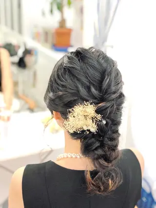 セミロング laera 佐藤のヘアスタイル