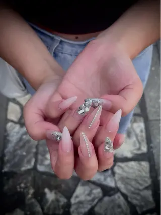 ネイル nine.🦋 YUKOのネイルデザイン