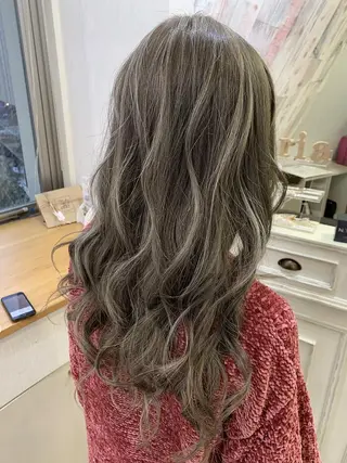 ロング カラー 🌿nudeカラー/ レイヤー/藤原🌿のヘアスタイル