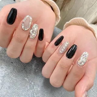 ネイル 黒沢 直子のネイルデザイン