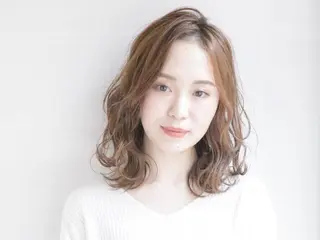 ミディアム 日本橋人形町 コダカヒサヤのヘアスタイル