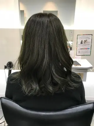 ロング カラー 関口 友行のヘアスタイル