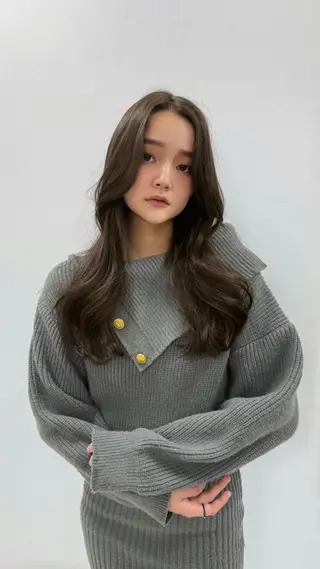 カラー 🌟横浜THREE 店長担当🌟のヘアスタイル