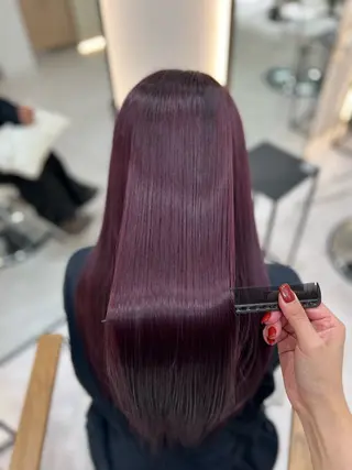 ロング カラー Zina aimiのヘアスタイル