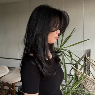 ロング 美髪透明感 カラー🌿✨️のヘアスタイル