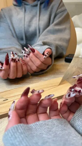 ネイル 斎藤 桃華のネイルデザイン