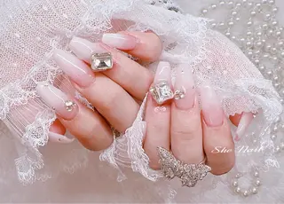ネイル She   Nail所属・ISA_ BELLAのネイルデザイン