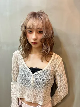 ミディアム L STUDIO所属・ハイトーン/ブリーチ 🧁soraのヘアスタイル