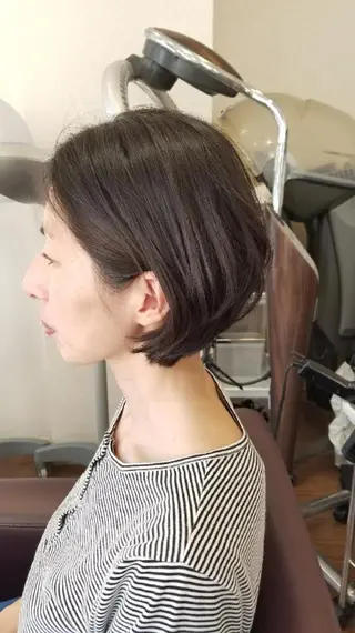 ショート 野口 まおのヘアスタイル