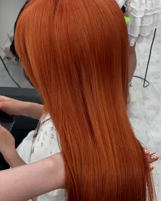 カラー 🌛ハイトーン/ ブロンド🩶MANAのヘアスタイル