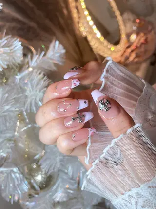 ネイル 23時まで❤︎韓国、 ワンホンネイルのネイルデザイン