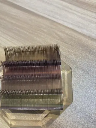 カラー キッズ マツエク・マツパ アイブロウ 𓊆ᶠᵉᵉʸ𓊇 ᶜᴴᴵᴴᴬᴿᵁのマツエク・マツパデザイン