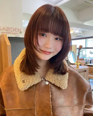 ミディアム カラー shiori/暖色/ レイヤー/似合わせのヘアスタイル